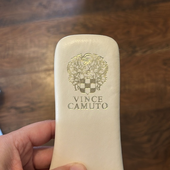 White slide on sandals- NWOT - Picture 5 of 5